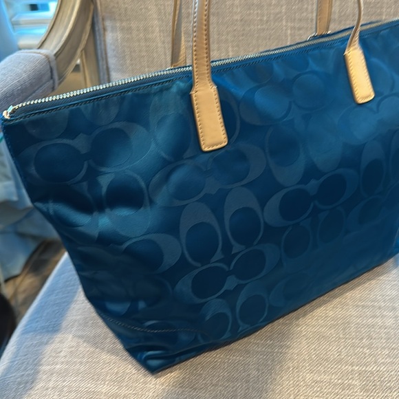Coach Tote Royal Blue purse - Picture 3 of 13